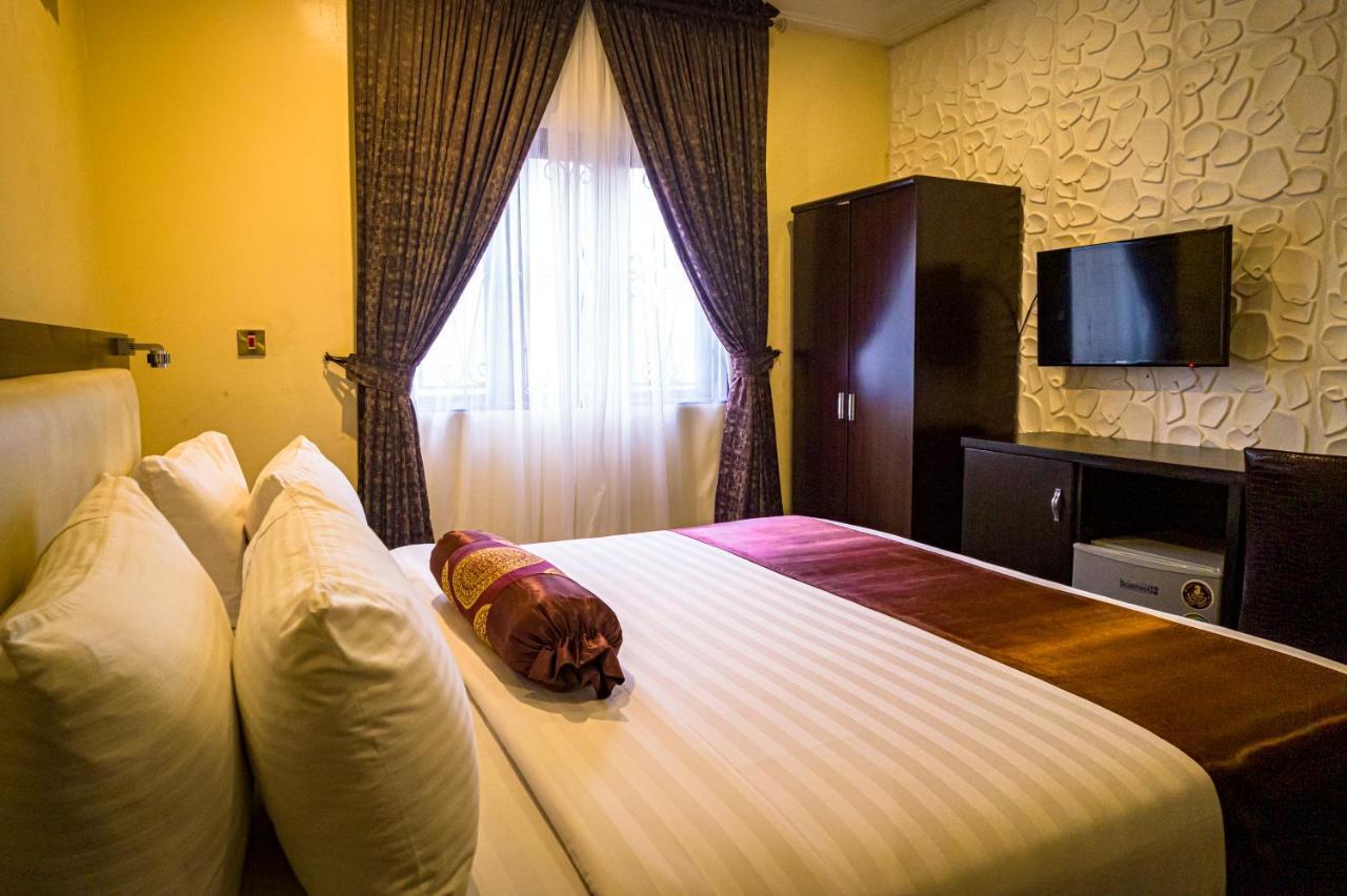 Ibd International Hotels Abeokuta Bagian luar foto